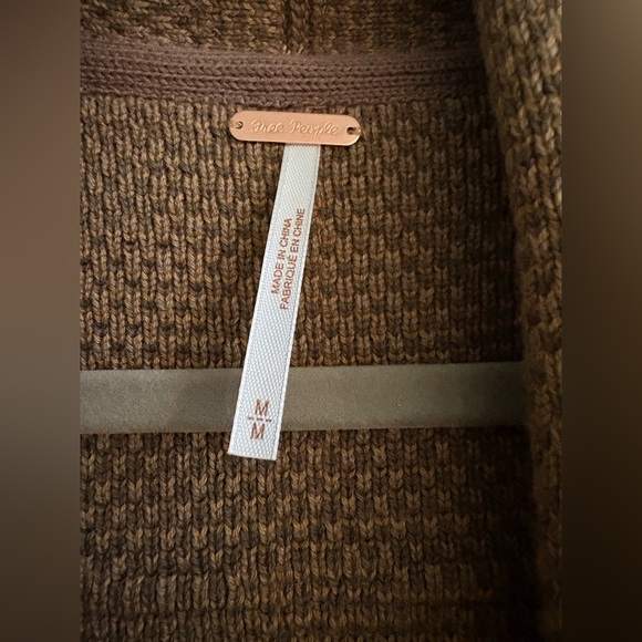 Free People Chamomile Pattern Cardi in Army Combo!🌟 - Picture 4 of 16